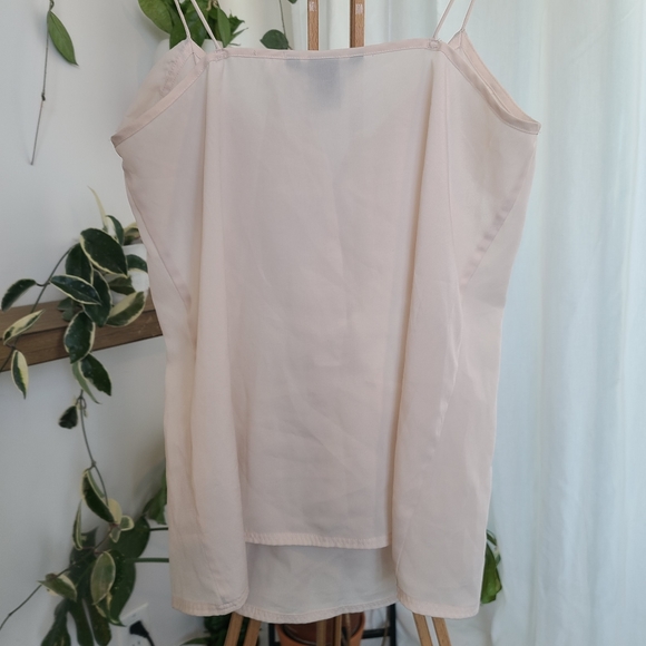 H&M cream ruffle cami - Picture 7 of 7